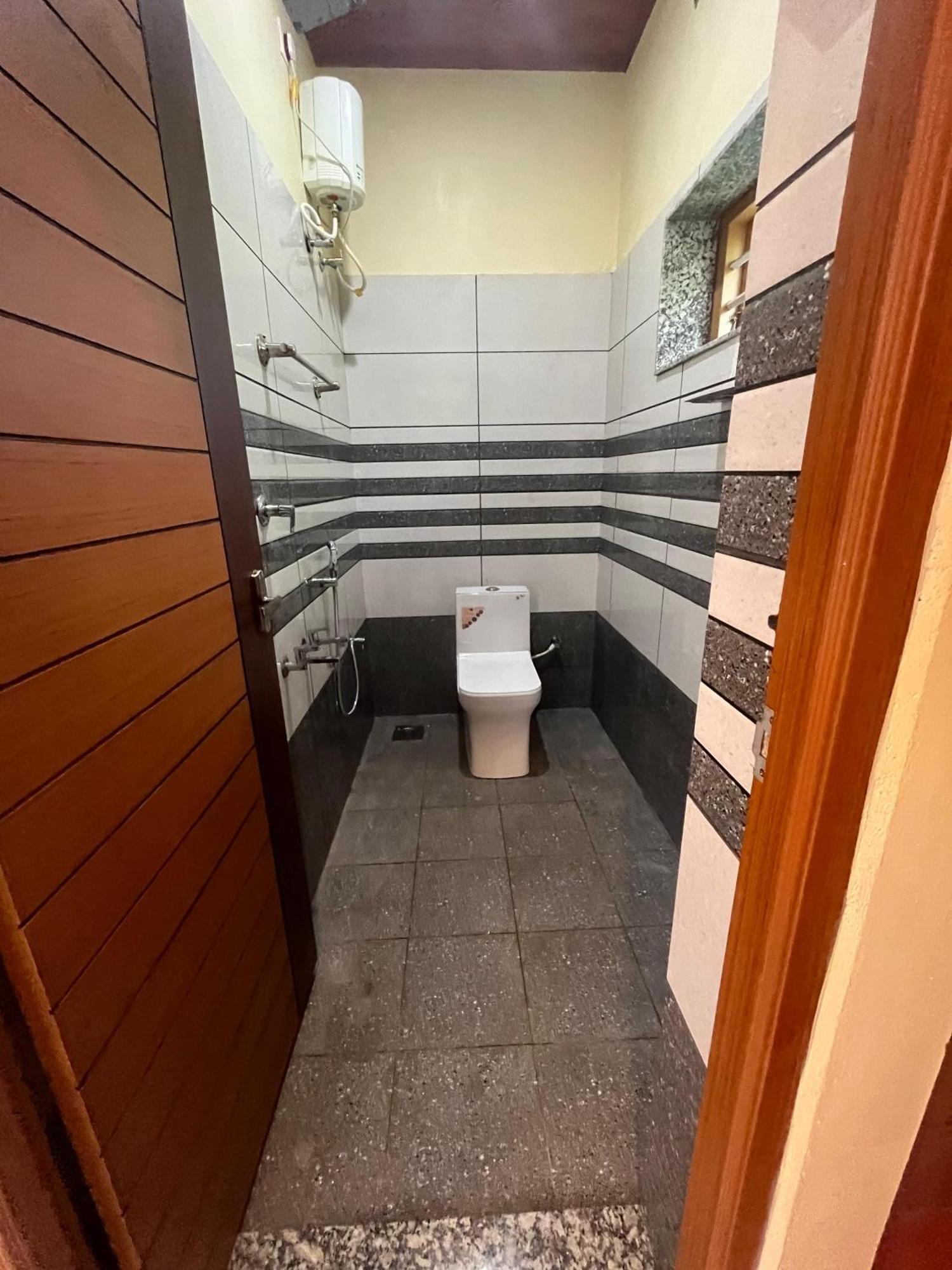 Sunset Homes Mundrothuruth Εξωτερικό φωτογραφία