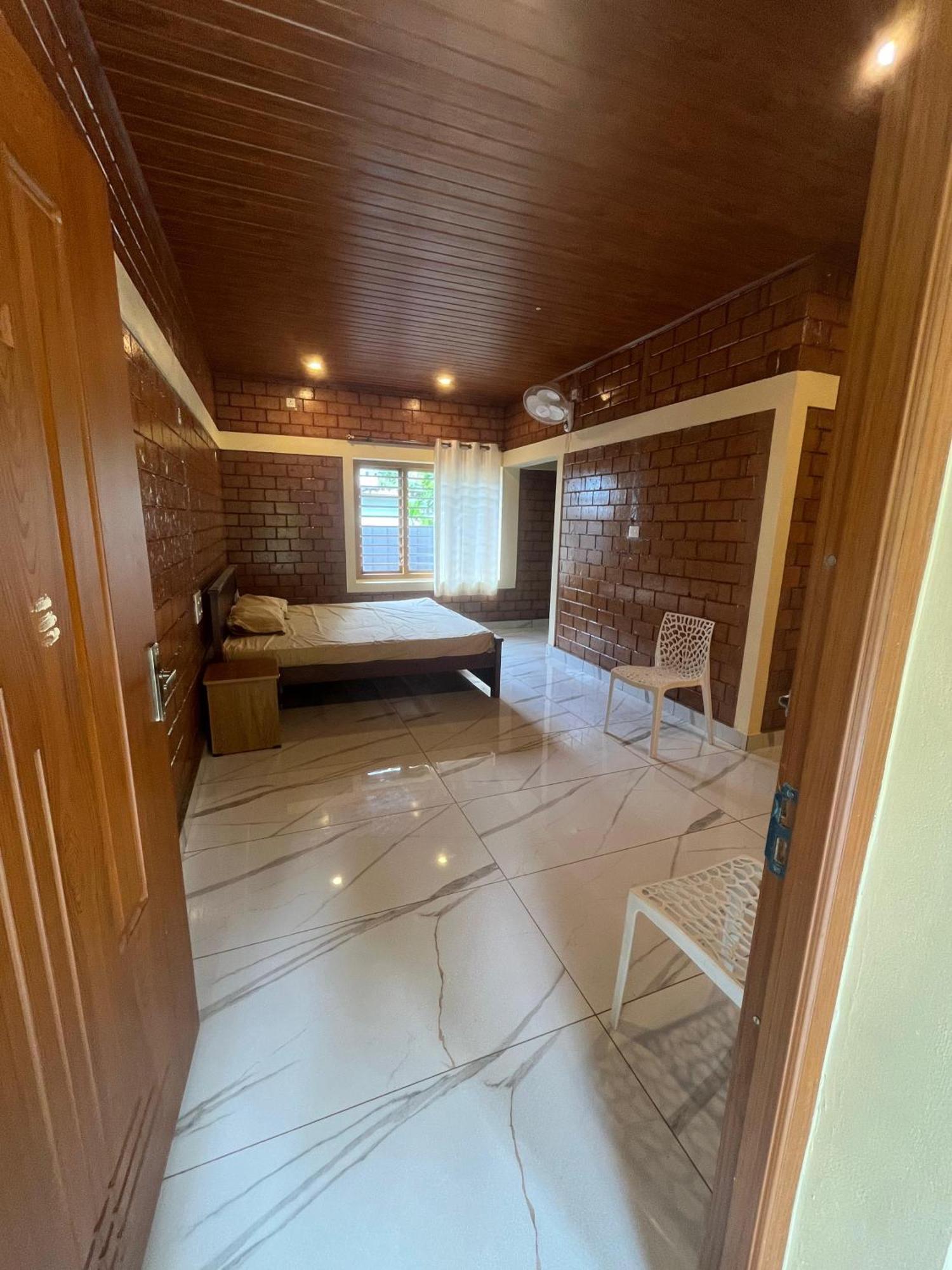 Sunset Homes Mundrothuruth Εξωτερικό φωτογραφία